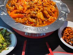 -胖哥俩肉蟹煲(济南印象城店)
