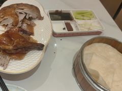 -梅利汴京烤鸭•开封豫菜地标店(东大街店)