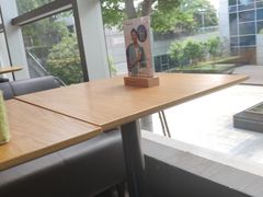 -瑞幸咖啡(宝华国际广场店)