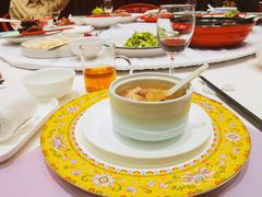 木瓜炖老鸡-上海老饭店(北京分店)