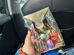 -VENCHI 闻绮(北京国贸商城店)