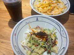 -陇上秦轩西安biangbiang面(朝龙汇店)