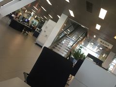 -成都华星名仕奥迪4S店(龙潭寺店)