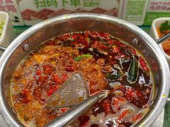 -一围小火锅(高铁吾悦店)