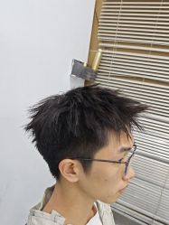-藤野造型烫染·漂发