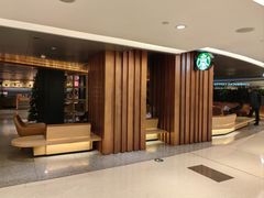 -星巴克臻选(国贸商城首店)