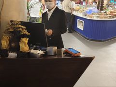 -四囍码头海鲜烧烤自助火锅(外滩南京东路悦荟广场店)