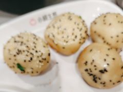 -小杨生煎(白玉兰广场店)