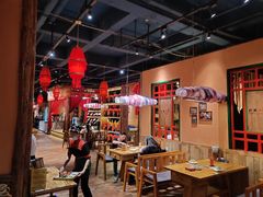 大堂-老滇山寨•云南特色菜•地方菜•民族风情歌舞表演(金碧店)