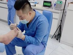 -Andrew指甲专科灰指甲·甲沟炎矫正·3D步态矫形鞋垫定制(浦三路店)