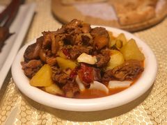 新疆大盘鸡-巴扎美食·新疆菜·西域歌舞表演餐厅(新疆大厦店)