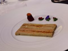 鸭肝坯塔配慢火蜜枣-AZUR聚(香格里拉饭店)
