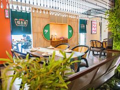 -鸽子侯·家宴·平价海鲜(市图书馆店)