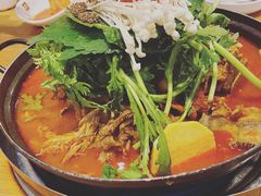 -喇喇排骨火锅·传统韩式脊骨汤(望京西园总店)