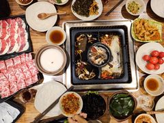 -吴氏老牌坊云南鱼豆花火锅店(通江街店)