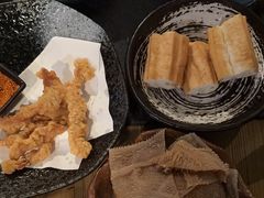 -湊湊火锅·茶憩(南京东路悦荟店)