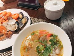 -鲁能希尔顿酒店-全日制餐厅-自助餐