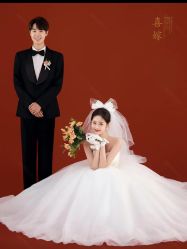 -喜爱高定婚纱摄影