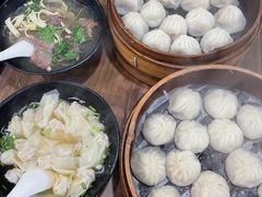 鲜肉小笼-南翔饭店