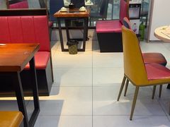 -休记光头香辣蟹干锅(绵竹店)