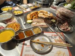 -炽城·烤肉名家(鸿达中央广场店)
