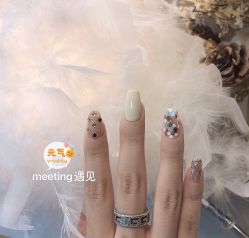 -meeting遇见美甲店