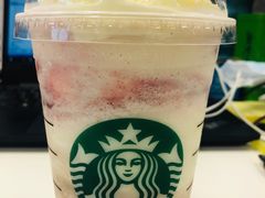-星巴克臻选(上海中环广场2F店)