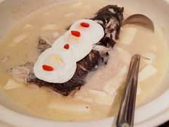 溪畔鱼头皇-溪畔•新徽菜(碧湖云溪店)