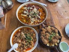 -罗氏豆花饭庄·川菜·土火锅·豆花(卡都花苑店)