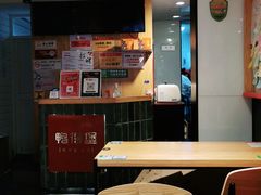 大堂-鸭得堡老鸭汤·鸭血粉丝(凤凰西街店)