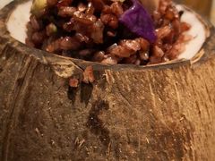 椰子八宝鸡汤-闻见中国海南菜(K11店)