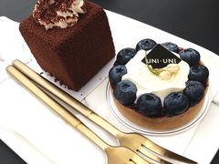 -UNI UNI(环亚凯瑟琳店)