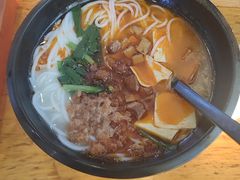 -桥香园过桥米线(国贸店)