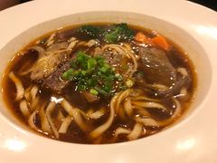 -康师傅私房牛肉面(马泉营奥莱店)