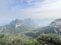-抱犊寨风景区