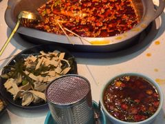 -味之绝美蛙鱼头火锅(松江万达店)