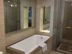 -沈阳皇朝万鑫酒店