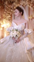 点击看大图 -艾米丽婚纱礼服