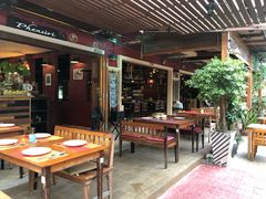 -Phensiri Thai Restaurant