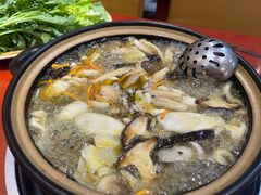 野生菌汤锅-菌之家·专业纯野生菌火锅·特色炒菌