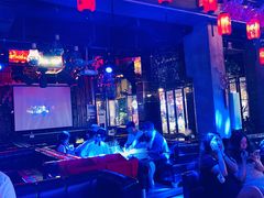 -喜鹊音乐酒馆(西街店)