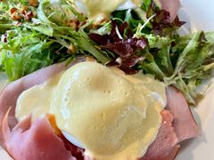 -ROAST coffee & eatery