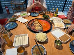 -三个四川人火锅(华联商厦店)