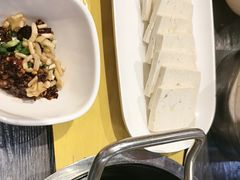-四季喧黔味豆米火锅(万达广场店)