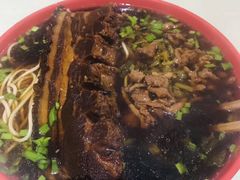 大肉面-小龙大肉面馆