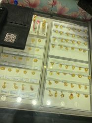 -周大福CHOW TAI FOOK(宝山苏宁易购店)