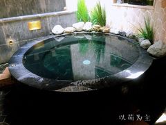 室内温泉池-古尔沟华美达温泉度假酒店