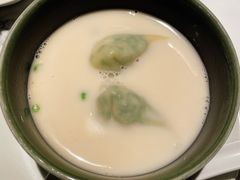 刀鱼馄饨-湖滨28中餐厅·西湖宴·杭州君悦酒店