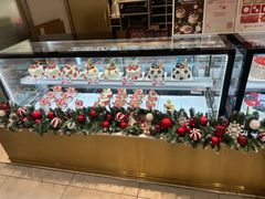 -花花卷卷·鲜食蛋糕(静安久光百货店)