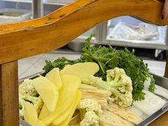 -金鼎雪山牦牛杂火锅(理县总店)